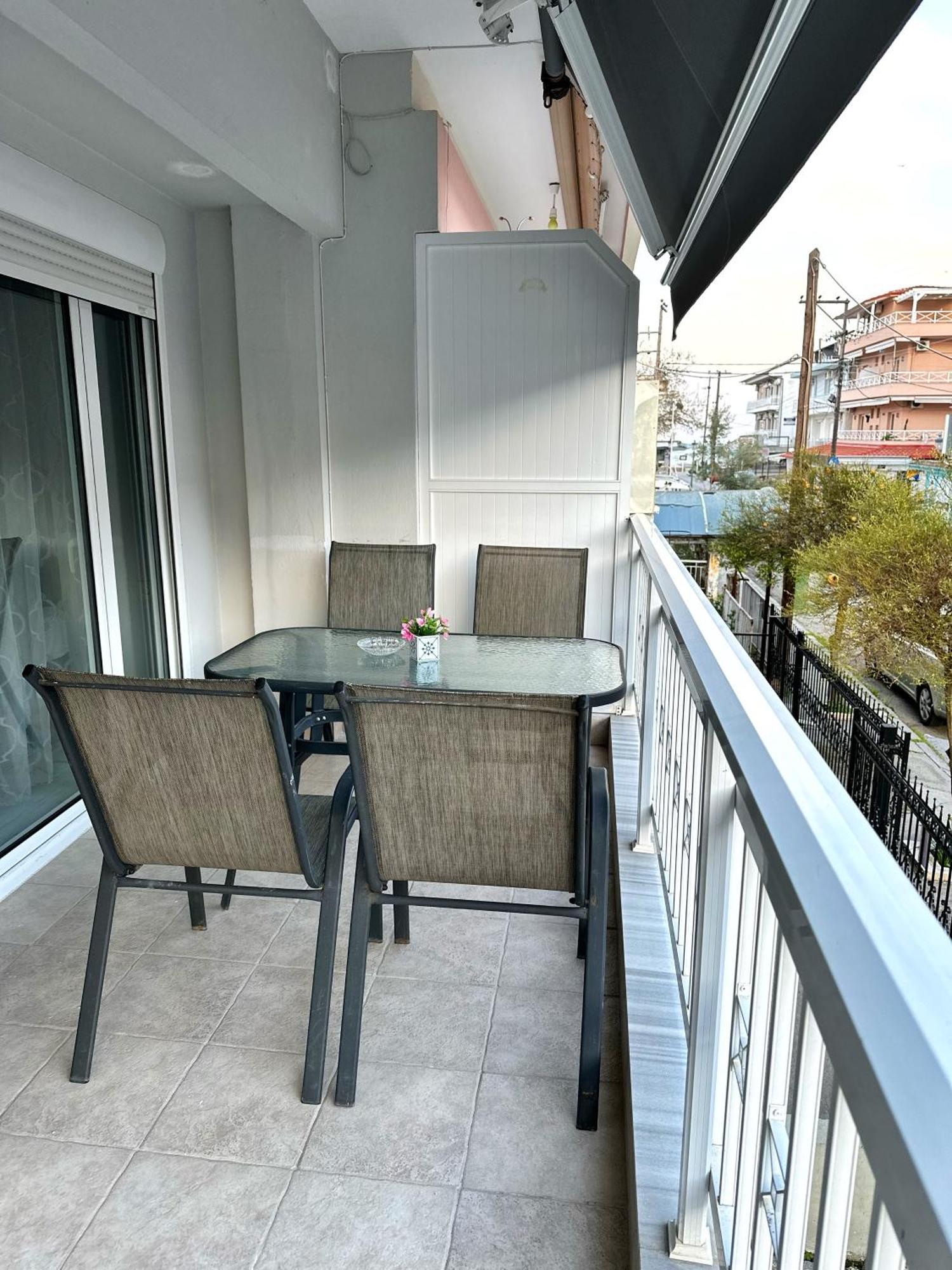Eden Suite Paralia Exterior photo